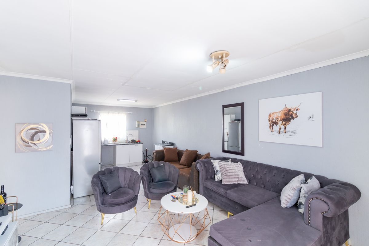 Second Floor Apartment in Vorna Valley - Photo 2