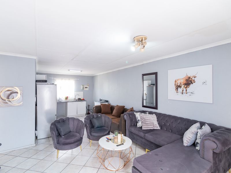 Second Floor Apartment in Vorna Valley - Photo 2