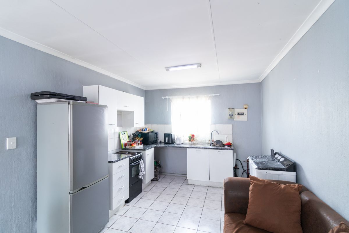 Second Floor Apartment in Vorna Valley - Photo 4