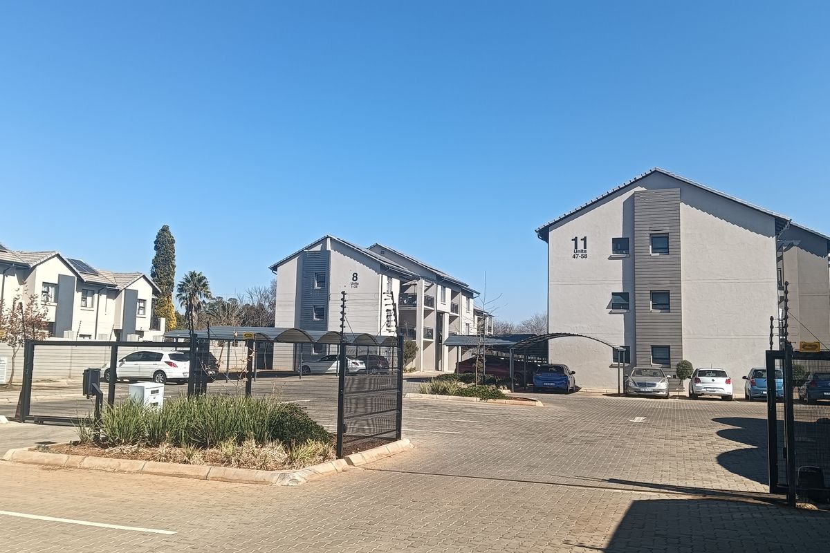 Upmarket new development situated in the heart of Raslouw. - Photo 2