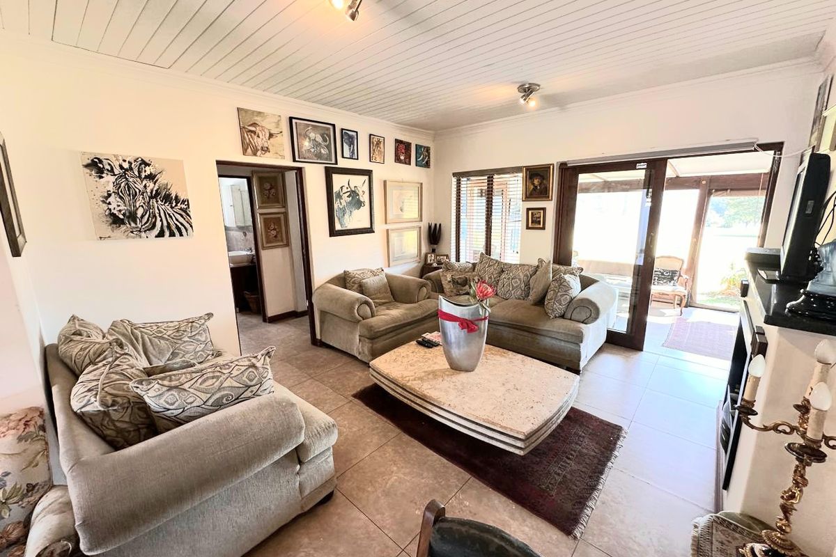 On the Golf Course in Cullinan - Photo 4