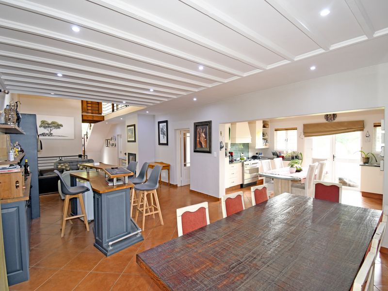 Five-bedroom house for sale in Bridle Park/Sun Valley - Photo 6