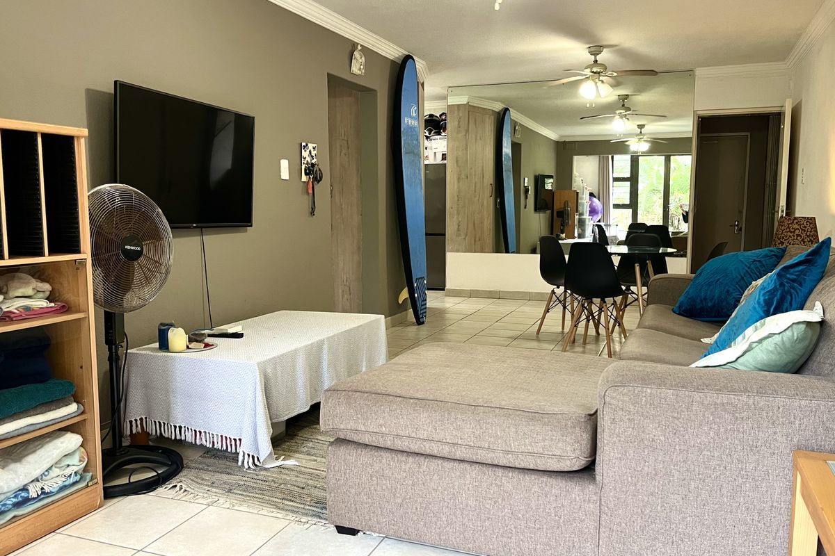 Furnished One Bedroom Apartment - Photo 3