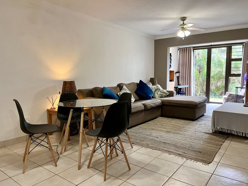 Furnished One Bedroom Apartment - Photo 2