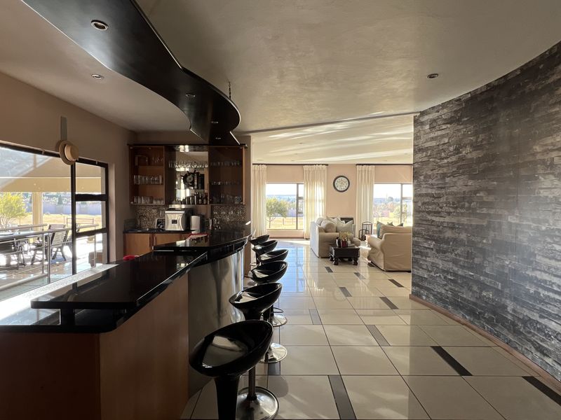 Luxury, Leisure & Limitless Space in Blue Saddle Ranches. - Photo 6