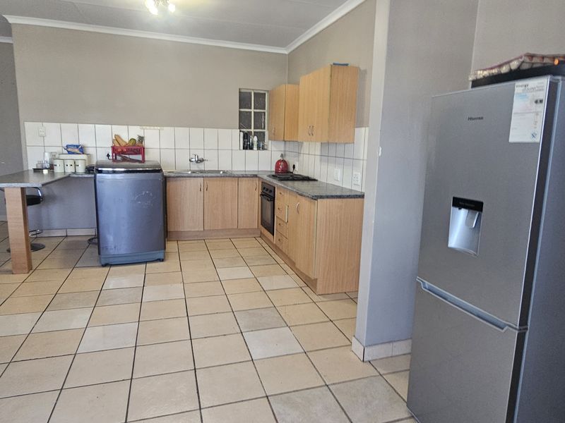 Lifestyle living Apartment in 24/7 security - Photo 6
