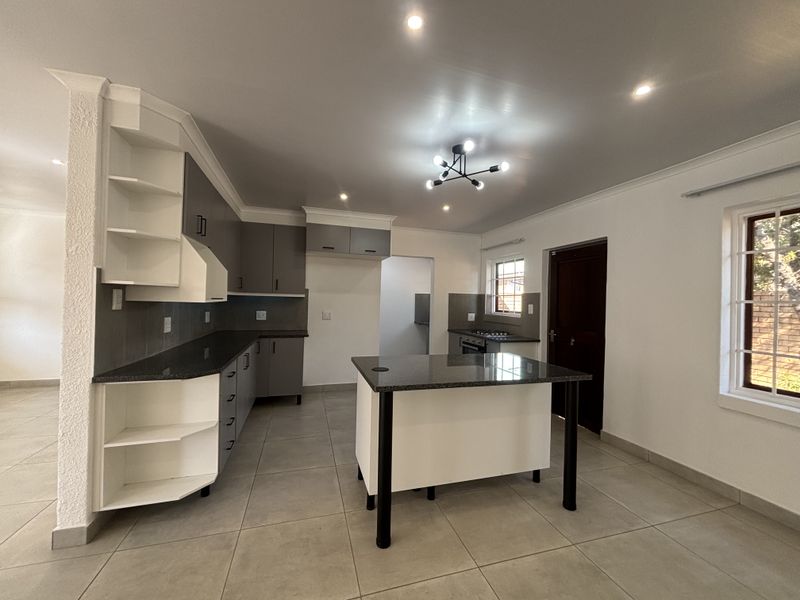 The Perfect Make Over - Photo 3