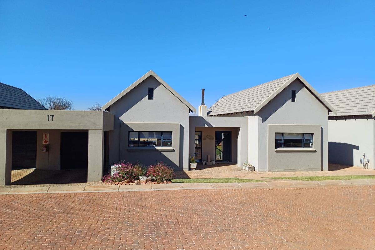 Exclusive Modern Family Residence - Photo 2