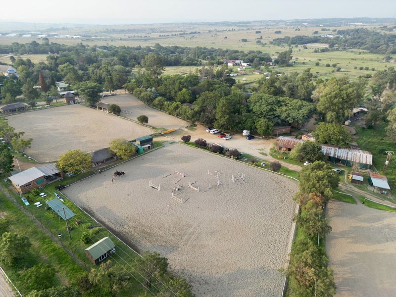 Premier Show Venue & Riding School Premises for Sale - Photo 2