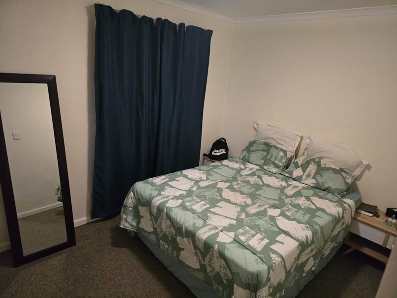 2 Bedroom Family home to rent in Kidd's Beach - Photo 5