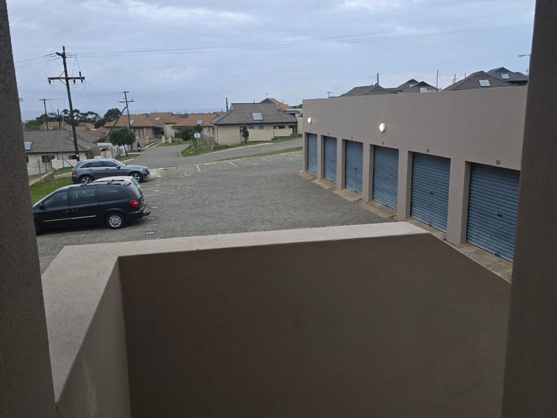 2 Bedroom Family home to rent in Kidd's Beach - Photo 9