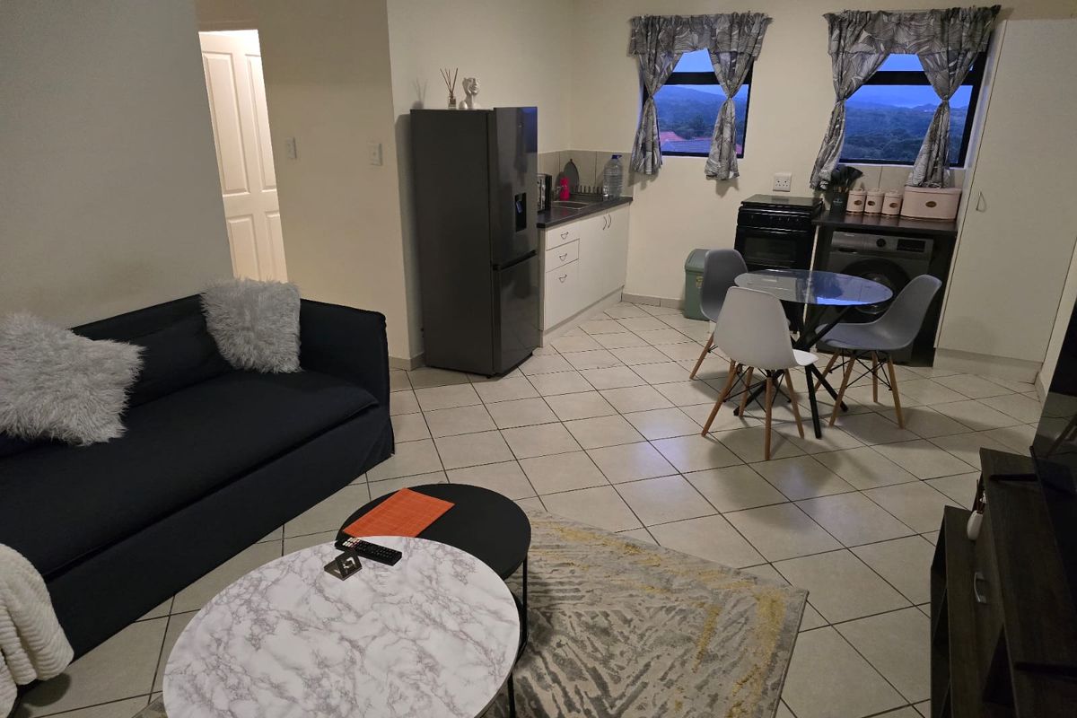 2 Bedroom Family home to rent in Kidd's Beach - Photo 3