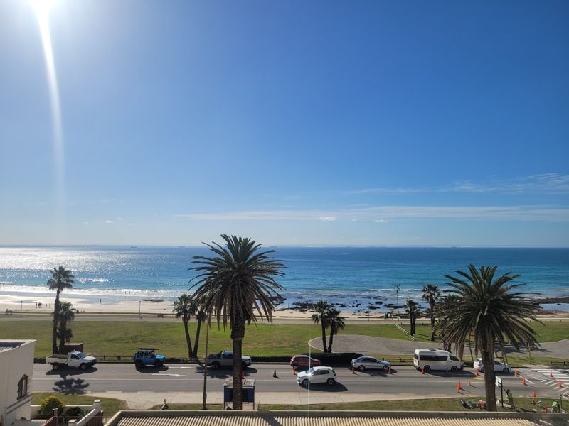 Sea Views To Die For - Prime Position Opposite Hobie Beach - Ideal For The  Ironman - Photo 7