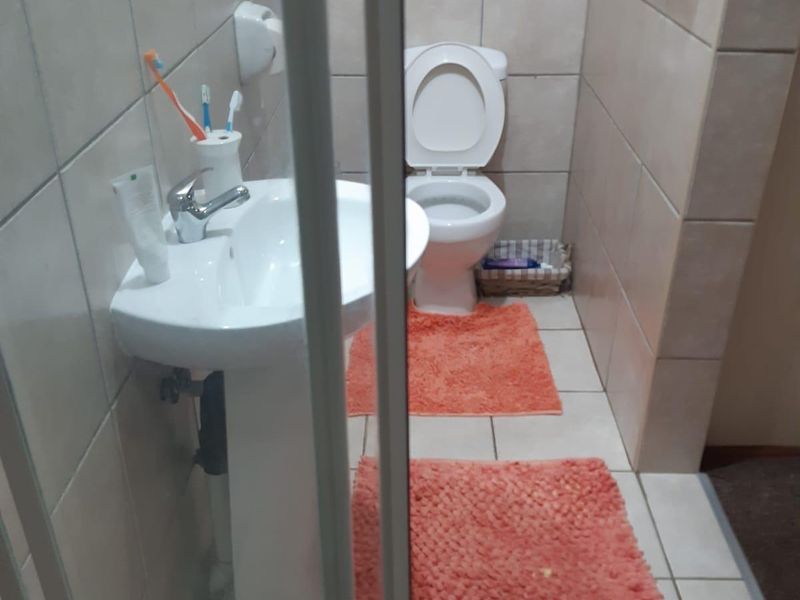 3 Bedroom House - Photo 5