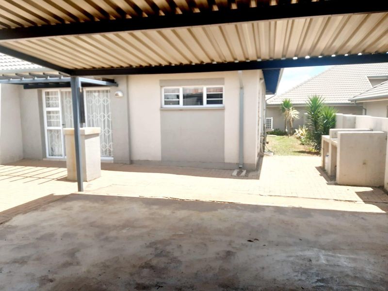 3 Bedroom House - Photo 9