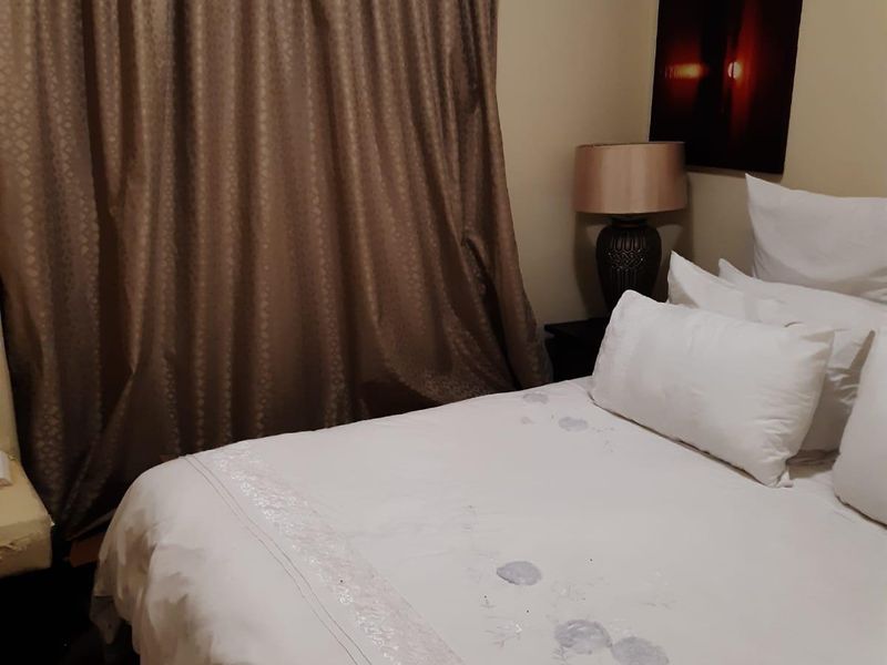 3 Bedroom House - Photo 3