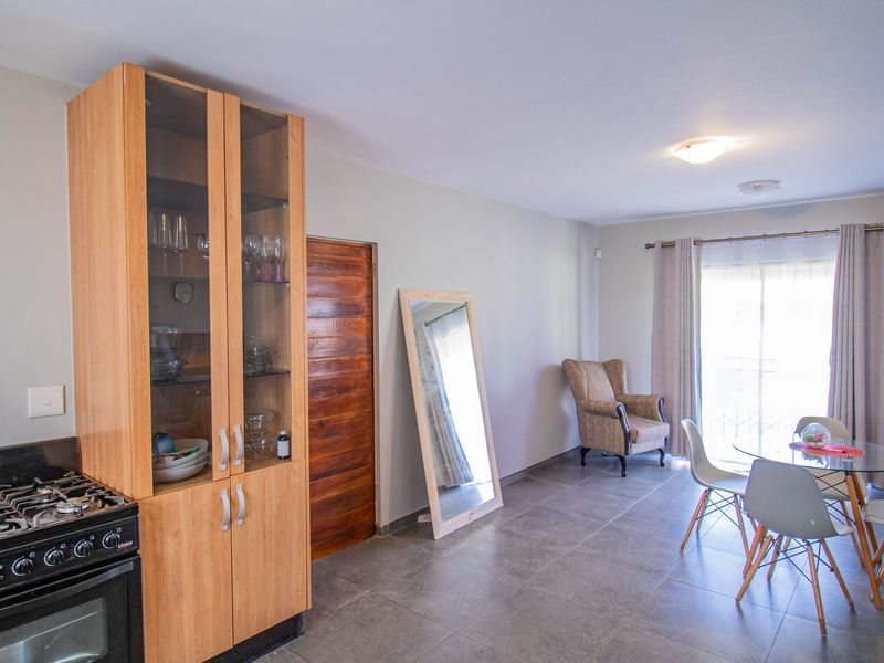 House in Secure Estate - Photo 7