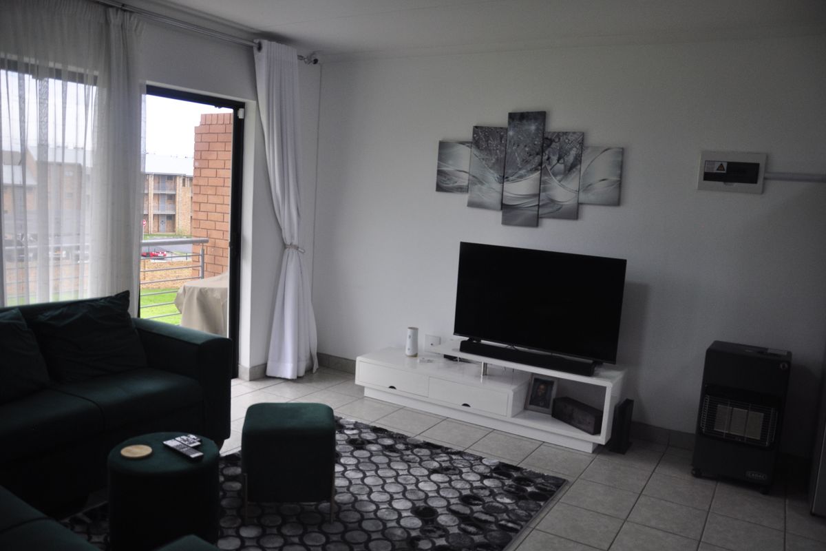 Smart & Secure: 2-Bed Apartment with Backup Power & Biometric Access. - Photo 4