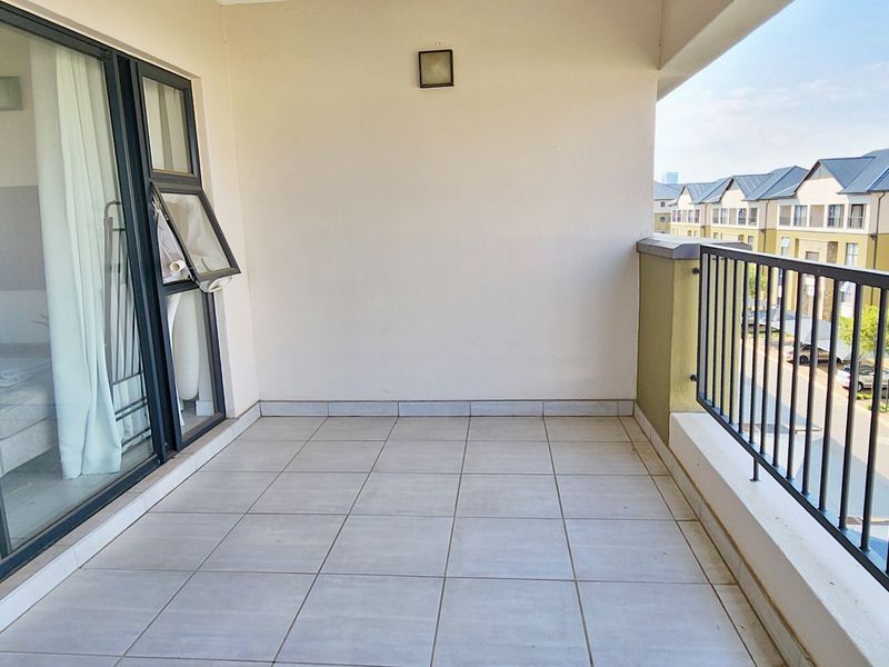 Stylish 1-Bedroom Apartment with Scenic Views in Kikuyu, Waterfall! - Photo 8