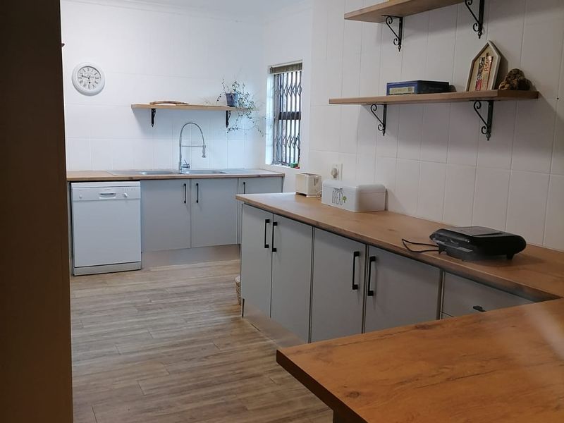 Perfectly located within walking distance to shops and healthcare, this home offers both convenience - Photo 6