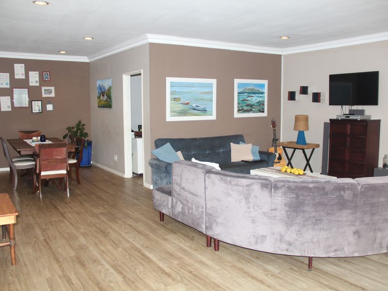 Perfectly located within walking distance to shops and healthcare, this home offers both convenience - Photo 4