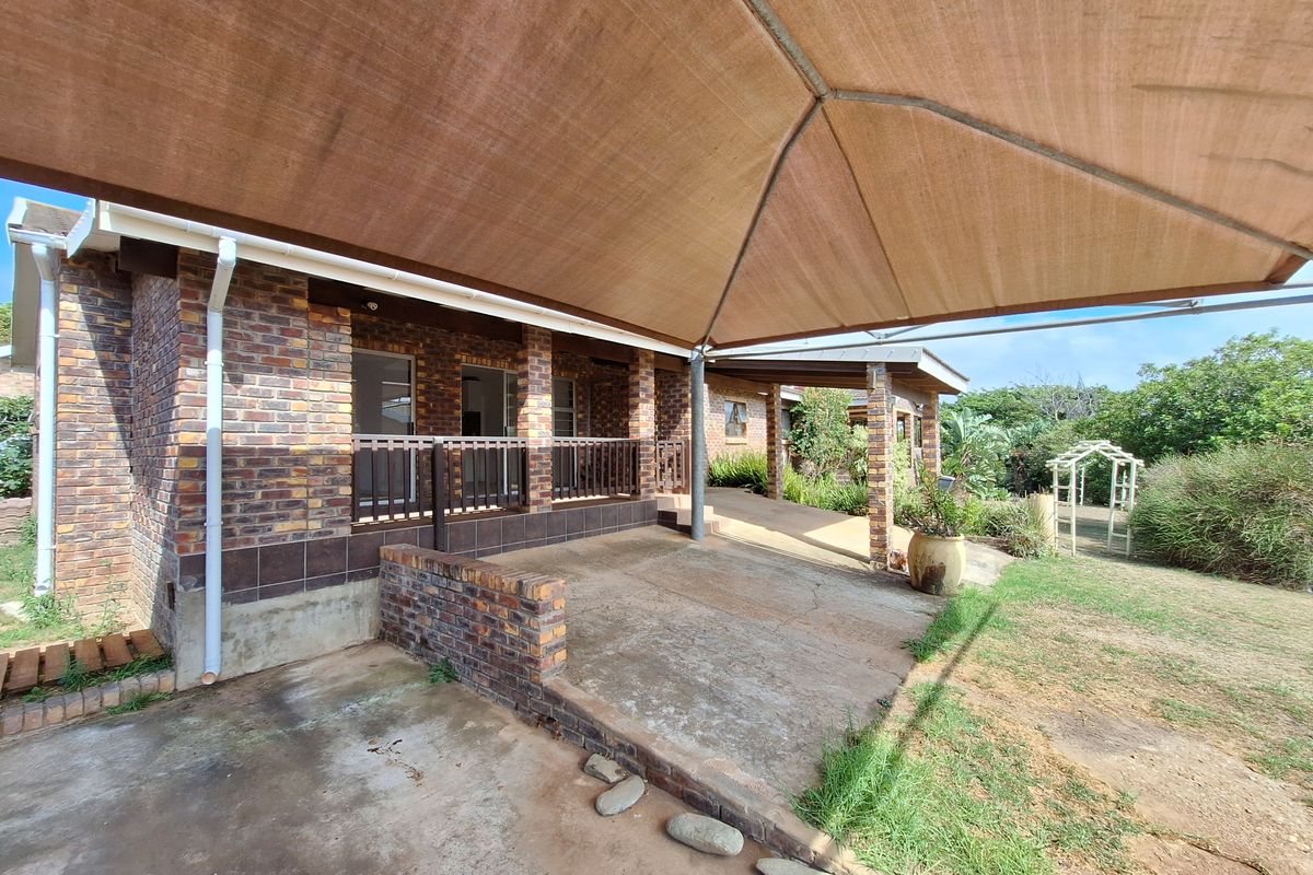 Dual Living Opportunity in Prime Wavecrest Location - Photo 2