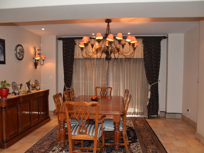 Classical Four-Bedroom Family Home in the Dean Road Enclosure in our Better Bedfordview - Photo 10