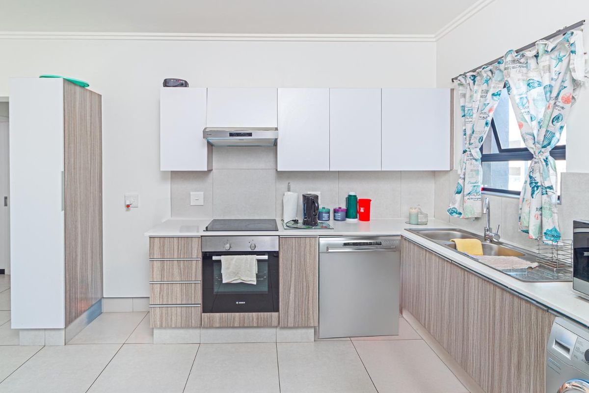Modern 2 Bedroom, 2 Bathroom Apartment in Ventura Estate – Excellent Investment Opportunity - Photo 4