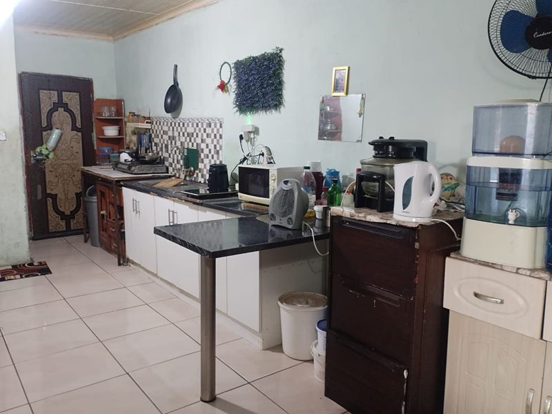 PRIME LOCATION!!!! - Photo 5