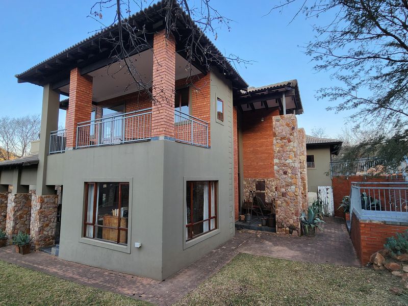 Luxury living, where the wild still roams @ approximately 320.000 Euro - Photo 2