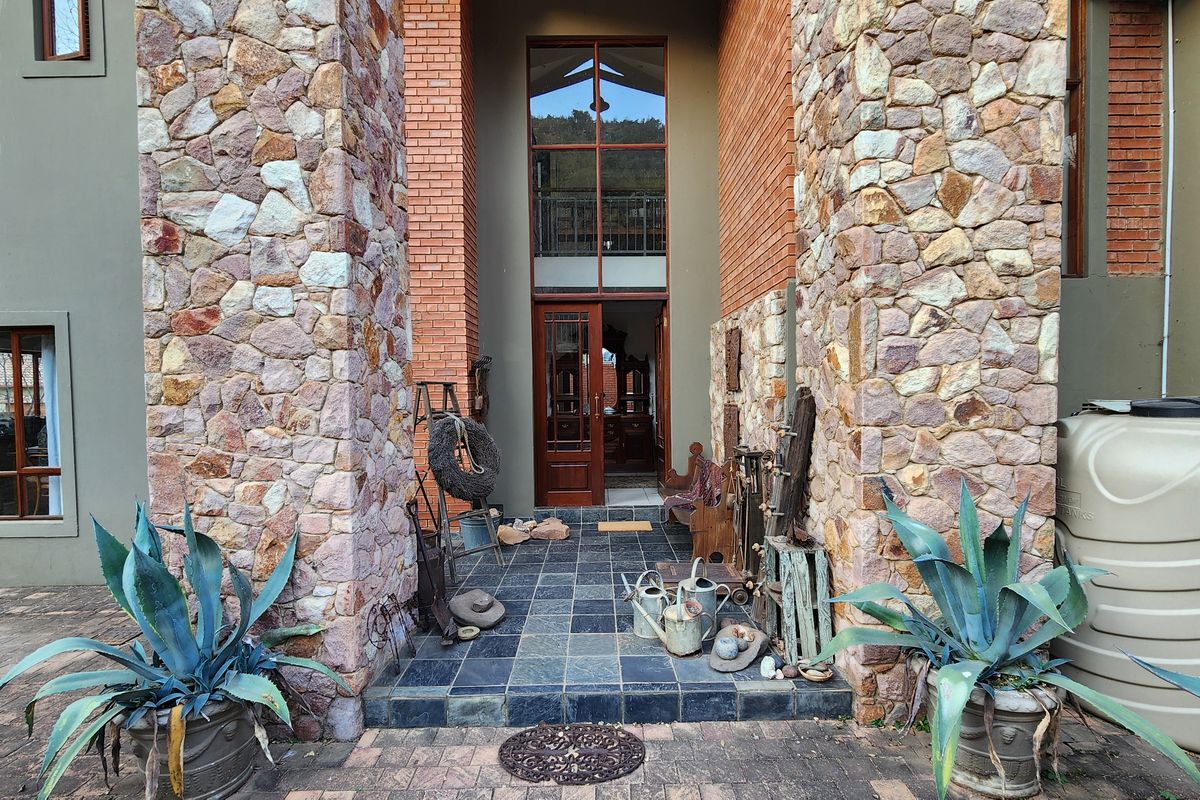 Luxury living, where the wild still roams @ approximately 320.000 Euro - Photo 3