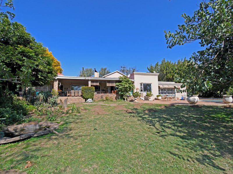 2,2-hectare equestrian property with spacious home and endless potential - Photo 7