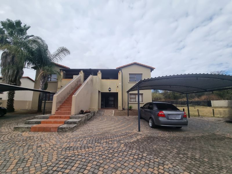 Charming 2-Bedroom Apartment in the Heart of Waterval East, Rustenburg - Photo 1