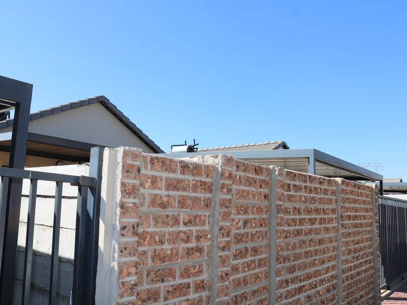 New Development a stone throw away from Parkdene Shopping Centre - Photo 6