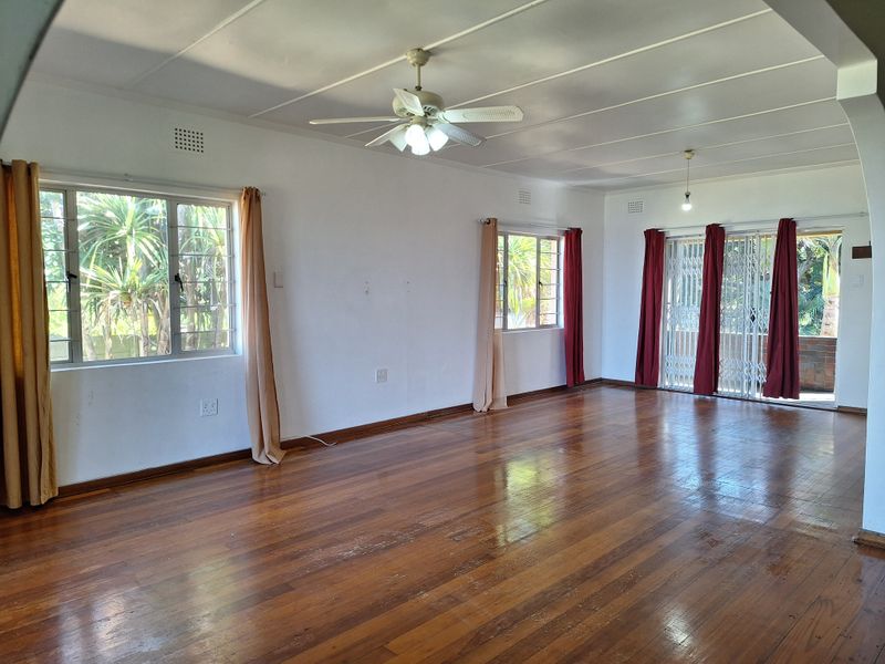 A True Coastal Gem - Photo 5