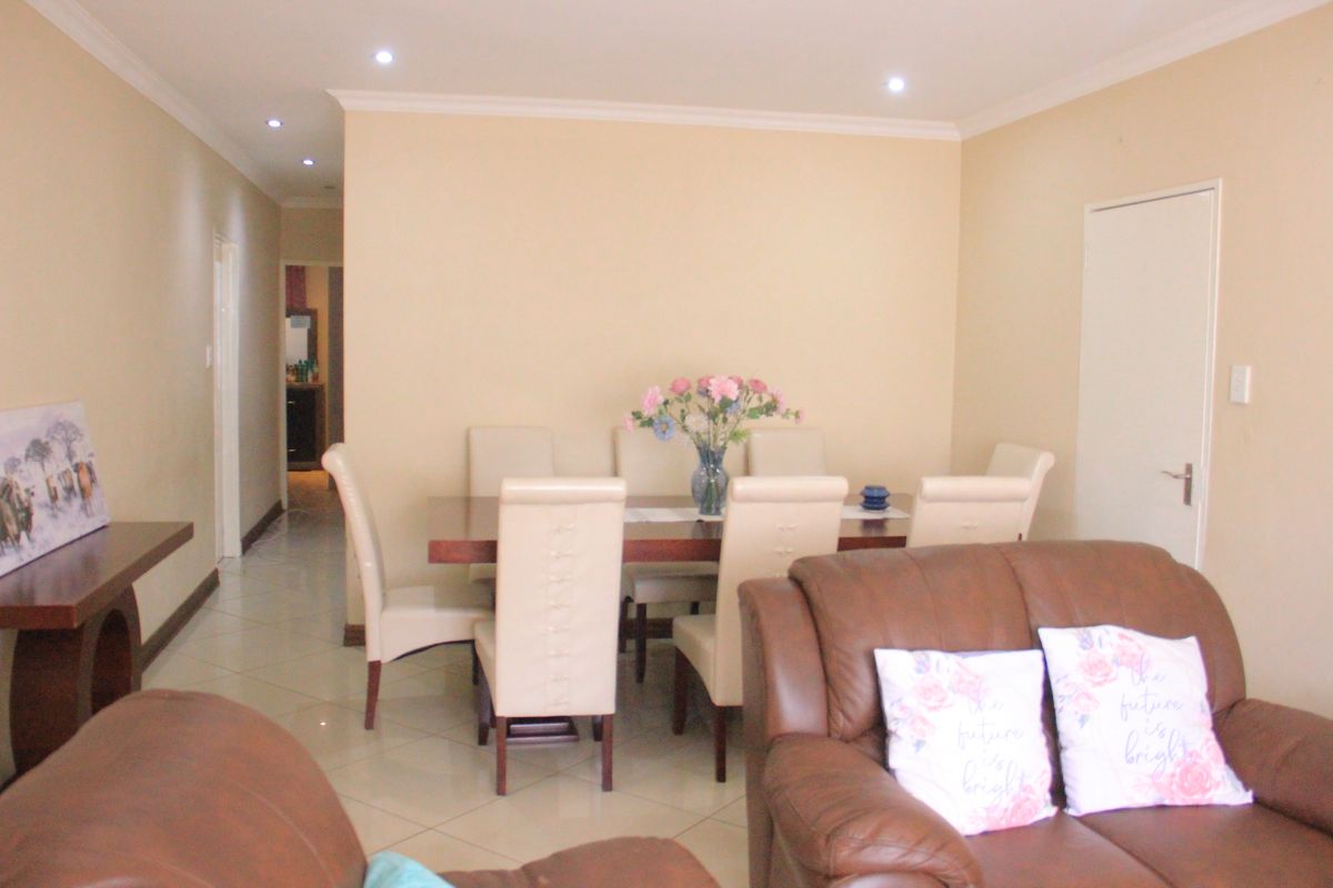 House For Sale In Germiston - Photo 4