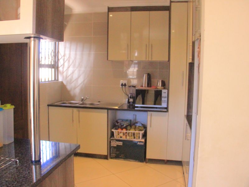 House For Sale In Germiston - Photo 2