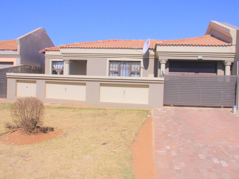 House For Sale In Germiston - Photo 5