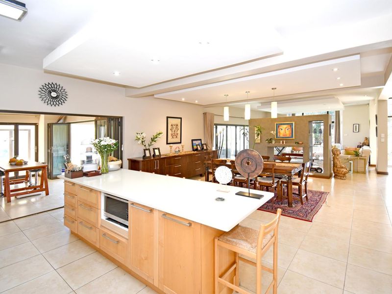 Elevated Elegance: A Serene Family Retreat with Captivating Views in Copperleaf Estate - Photo 7