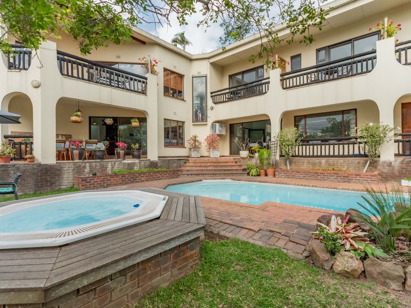 7-Bedroom 10-Bathroom Turnkey Property with Conference and Event Facilities. - Photo 5