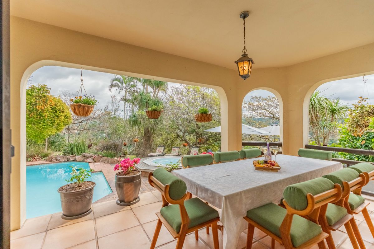 7-Bedroom 10-Bathroom Turnkey Property with Conference and Event Facilities. - Photo 3