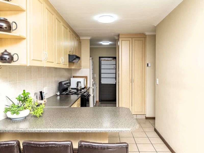 Ideal 3-bedroom home for the young family or if you're thinking of scaling down - Photo 4