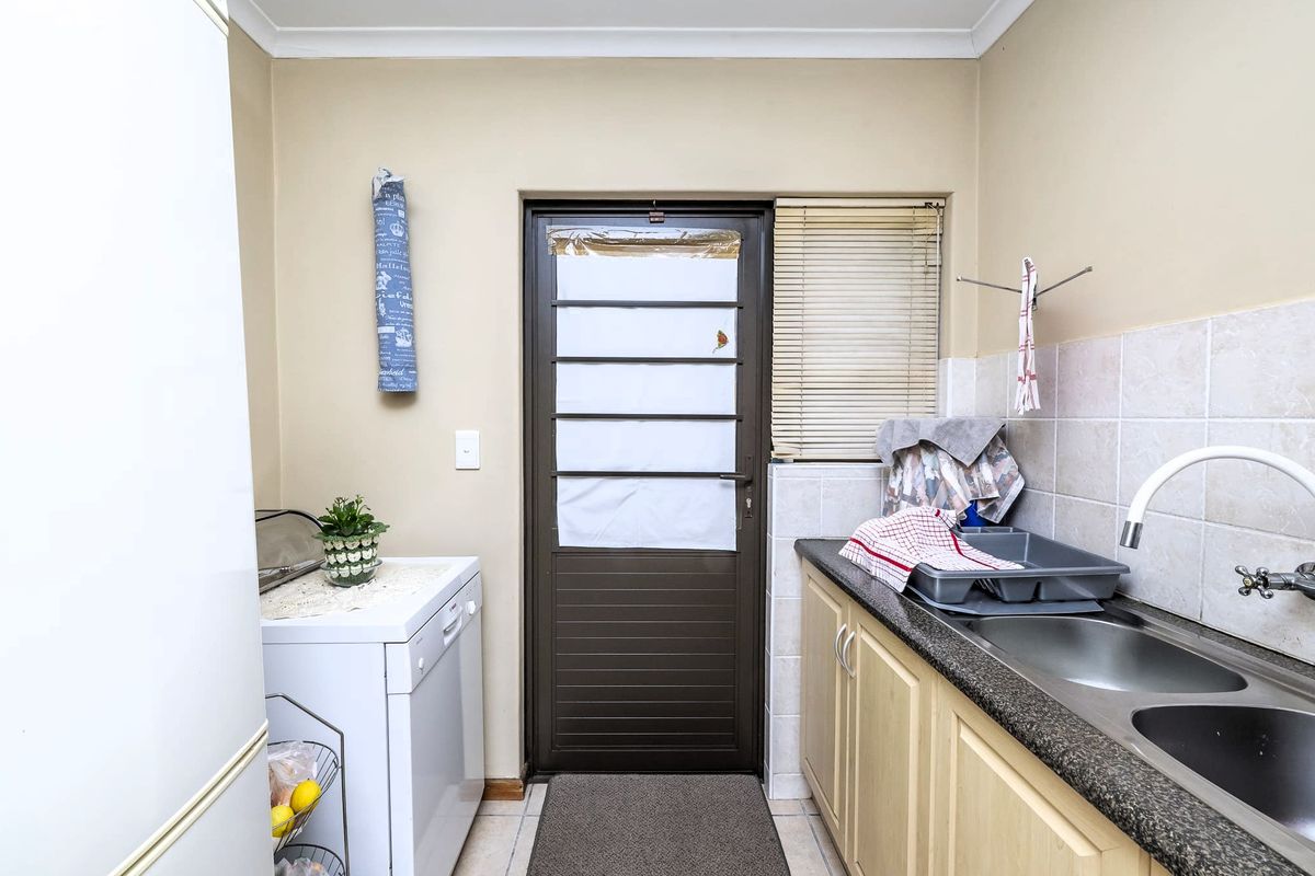 Ideal 3-bedroom home for the young family or if you're thinking of scaling down - Photo 5