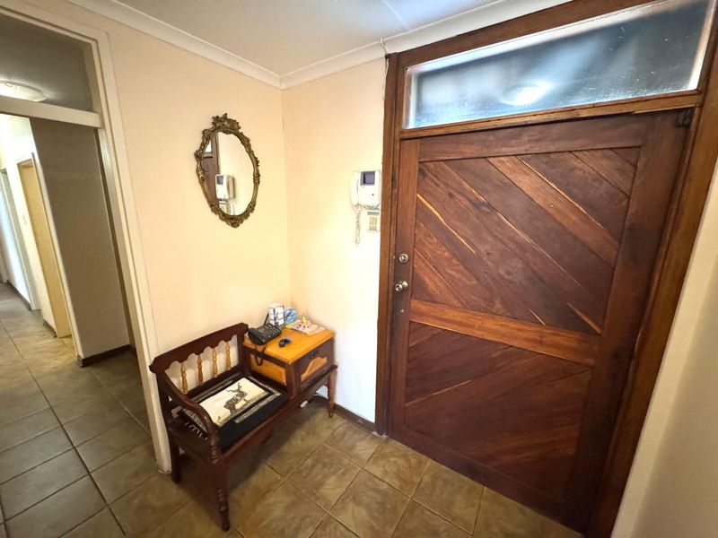 Spacious Family Home For Sale in Prime Area of Secunda - Photo 6