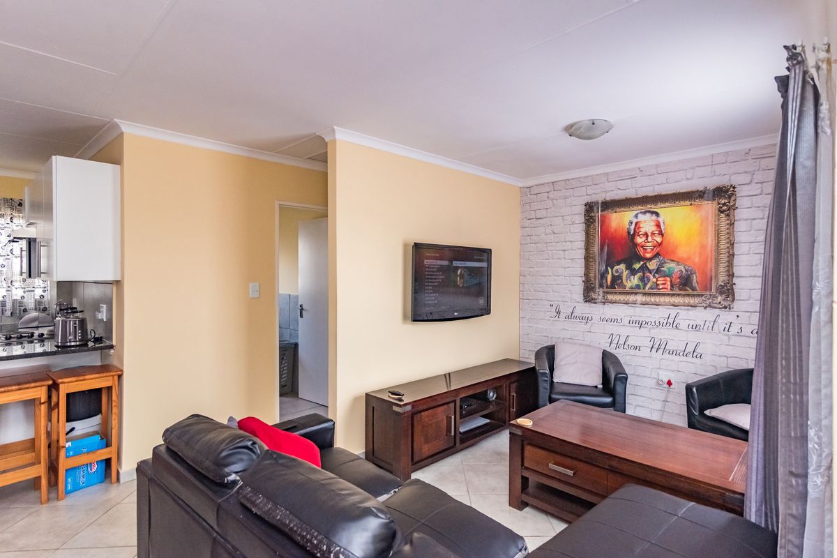 Don’t Miss This Beautiful, Well-Kept 3-Bedroom Home In The Sought-After Witpoortjie Estate! - Photo 4