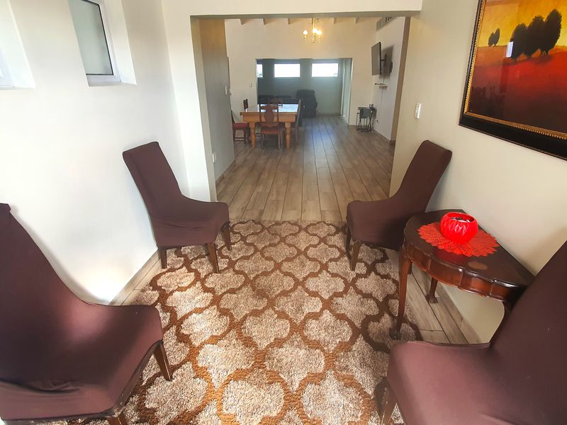 Investment opportunity for holidays, rental income, self catering or your permanent coastal home - Photo 9