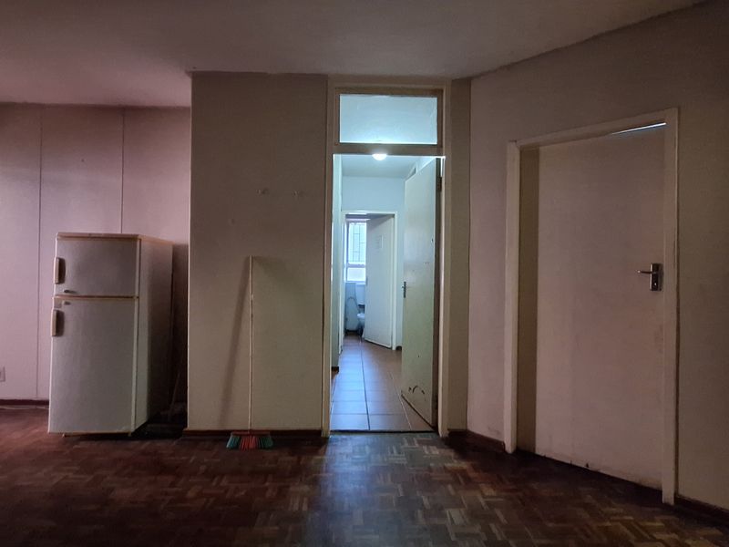 Great Investment Opportunity In Arcadia, Spacious Apartment - Photo 7