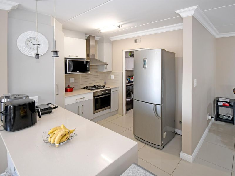 4 bedroom Townhouse in Riverbend Estate, Kyalami Hills! - Photo 5