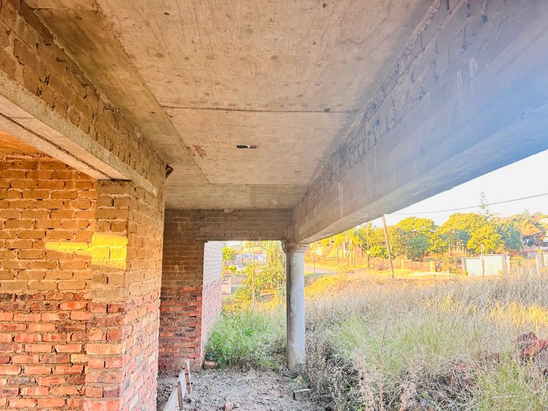 Unfinished Double-Storey Home on Two Spacious Stands – Great Investment Opportunity - Photo 6