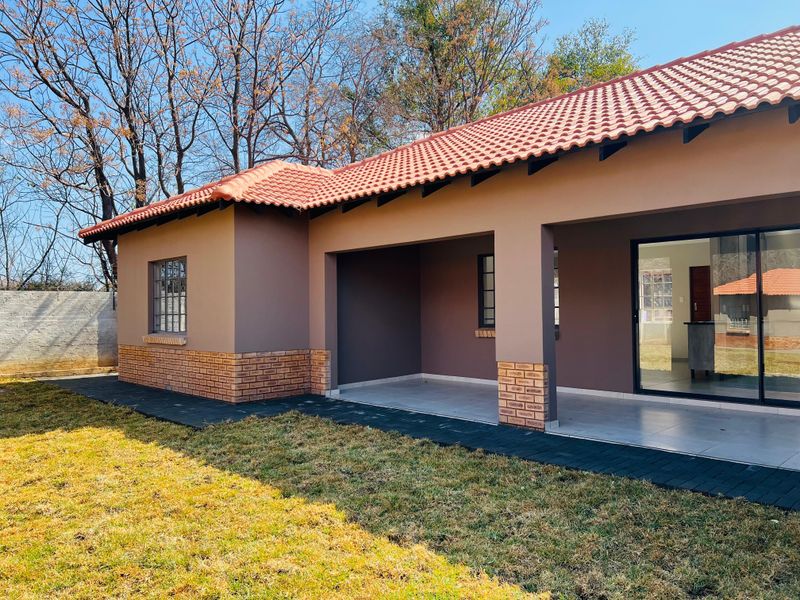 Experience luxury living in a secure Gated Estate - Photo 2